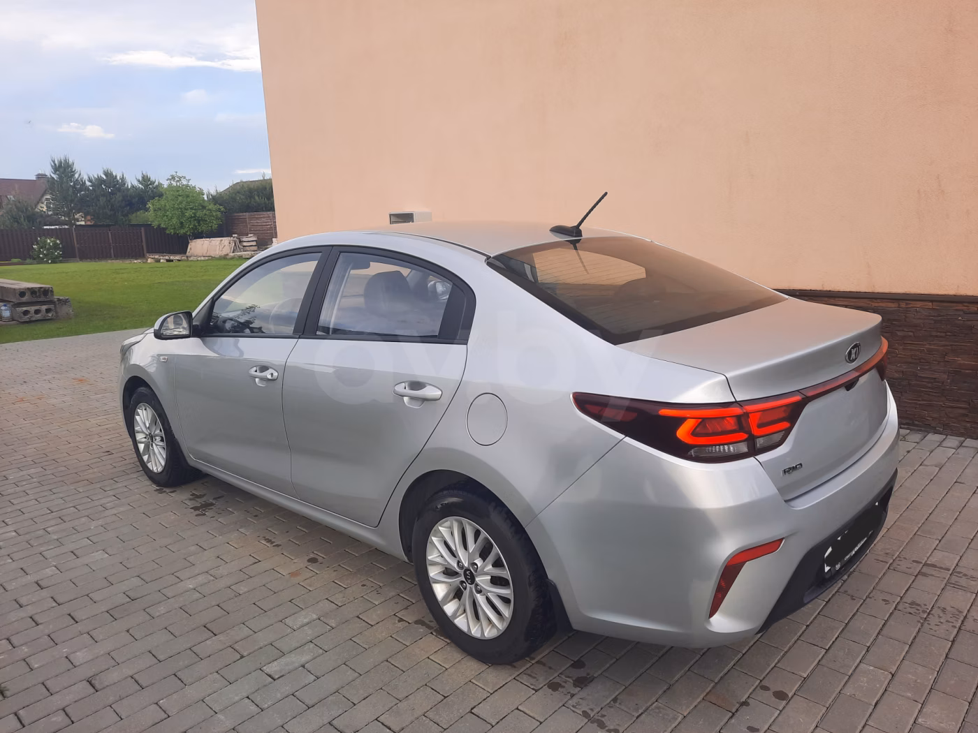 Kia Rio фото 5
