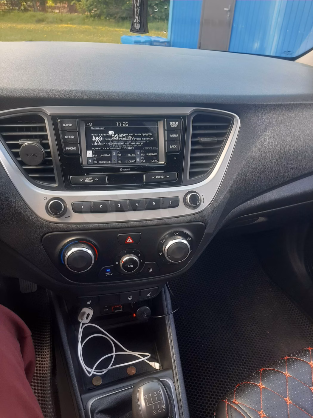 Hyundai Accent фото 4