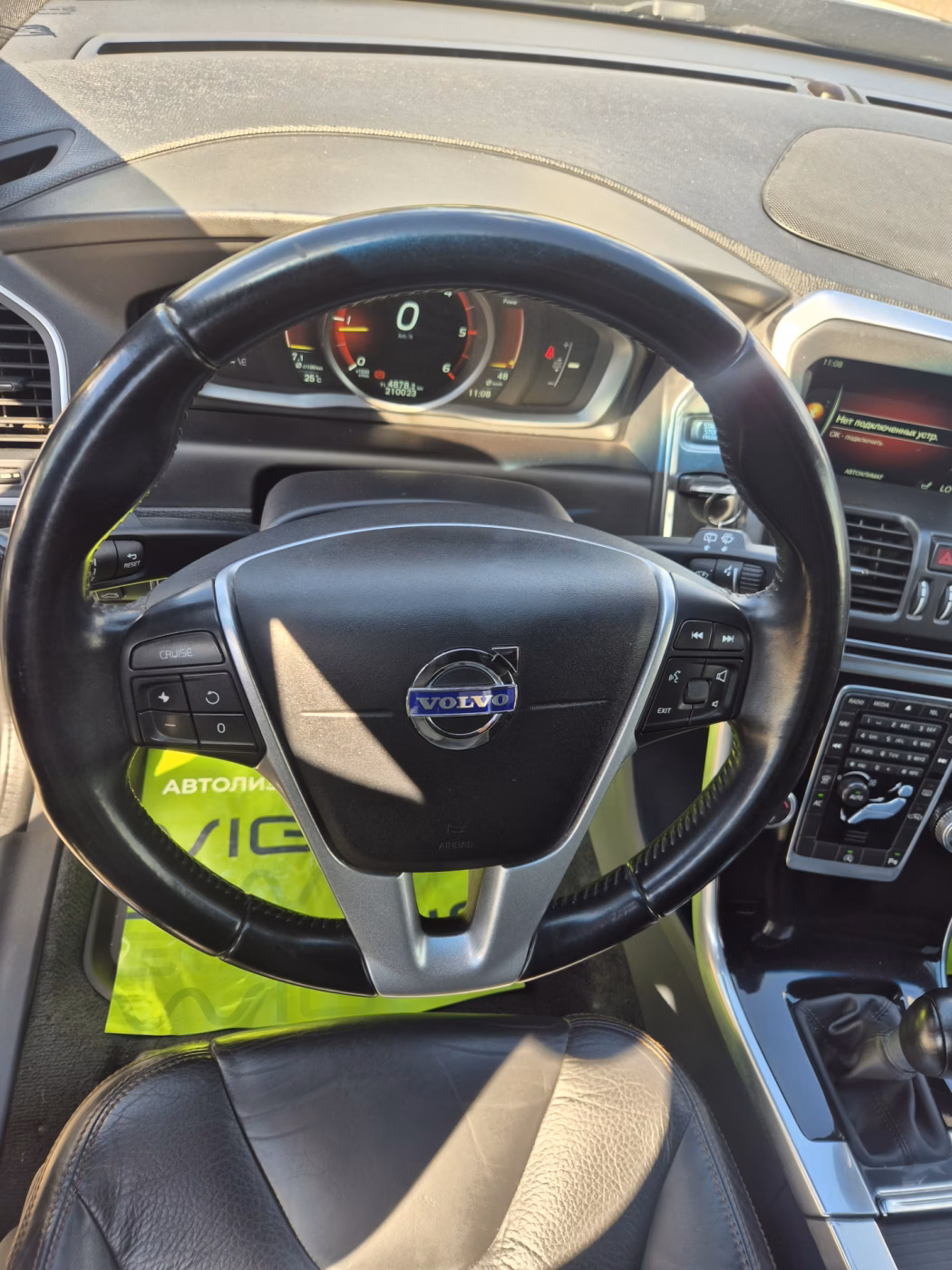 Volvo XC60 фото 10