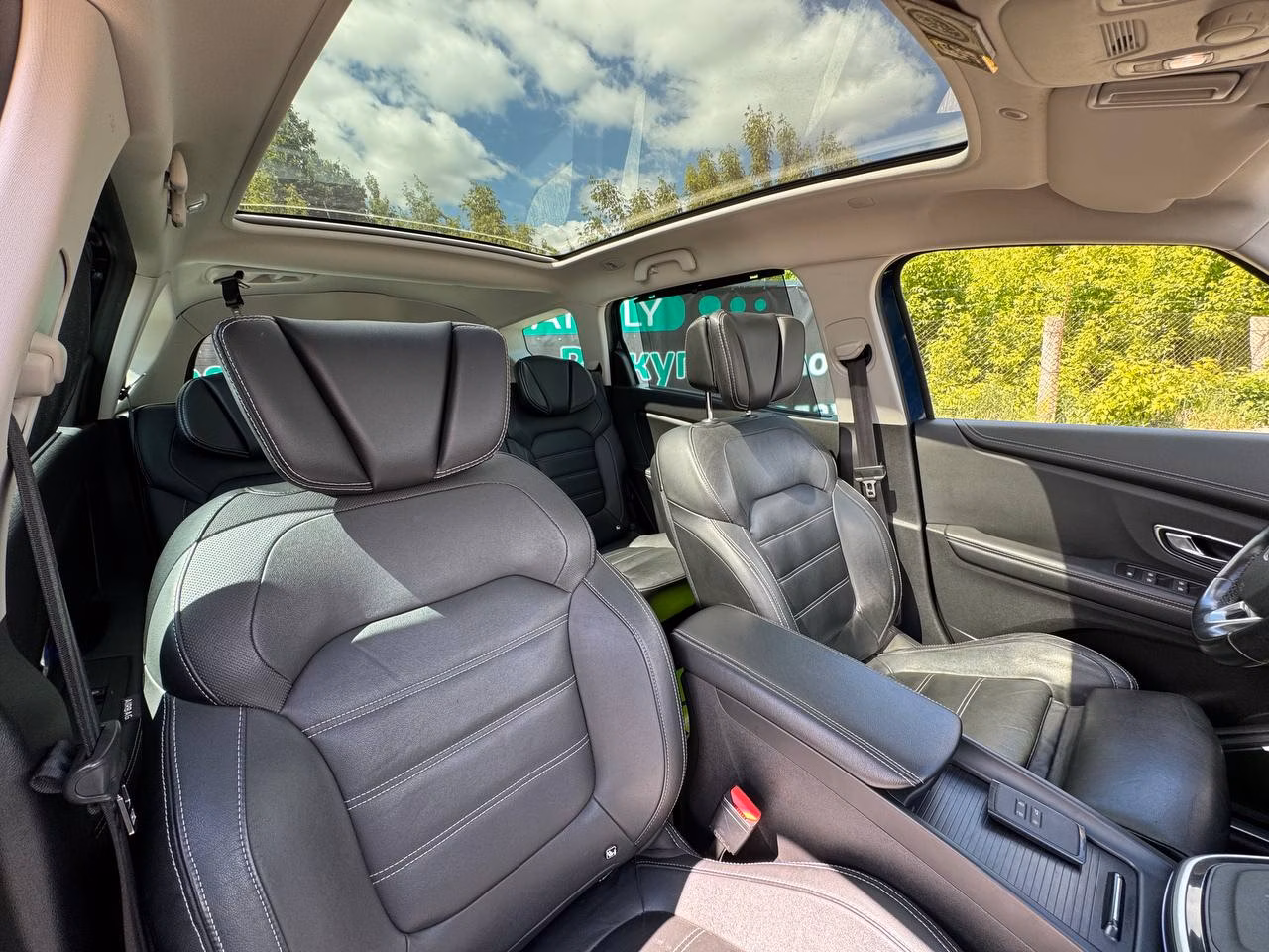 Renault Scenic фото 14
