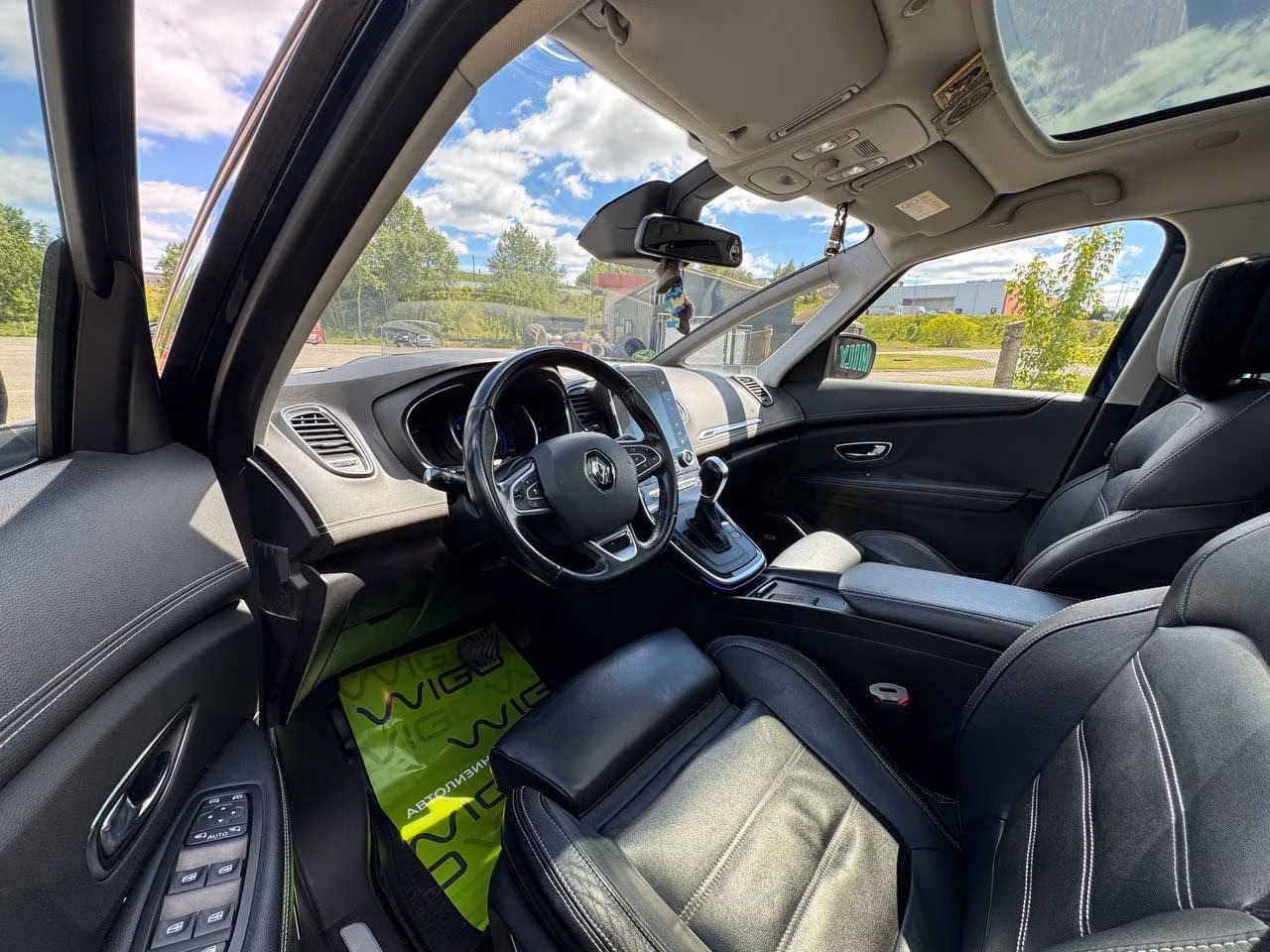 Renault Scenic фото 9