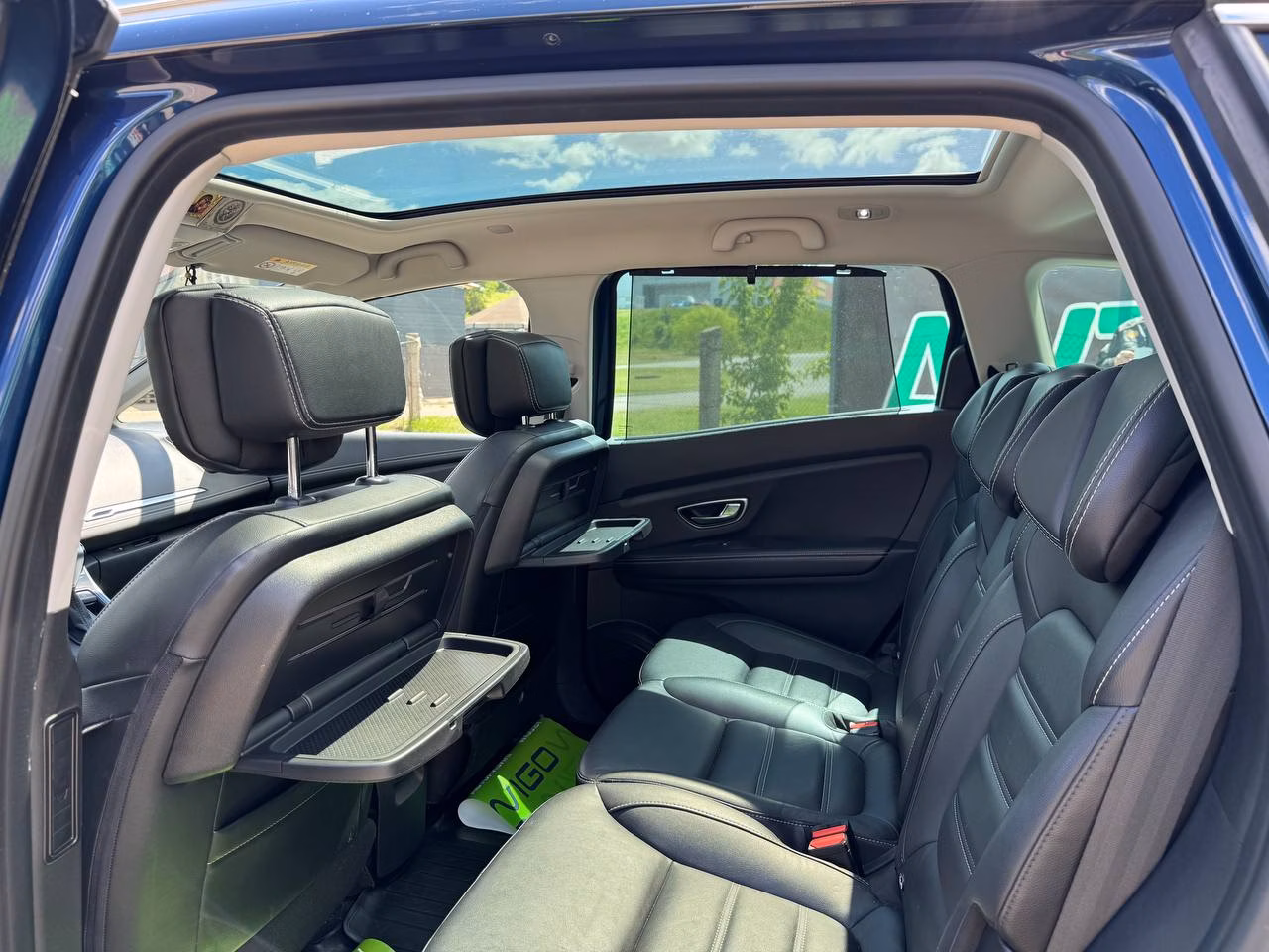 Renault Scenic фото 12