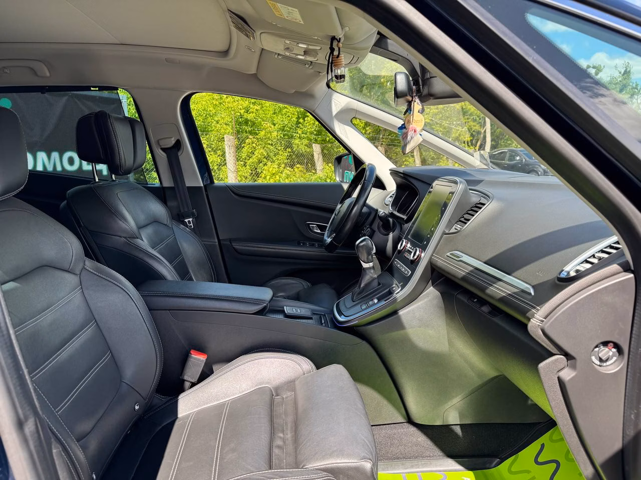 Renault Scenic фото 16