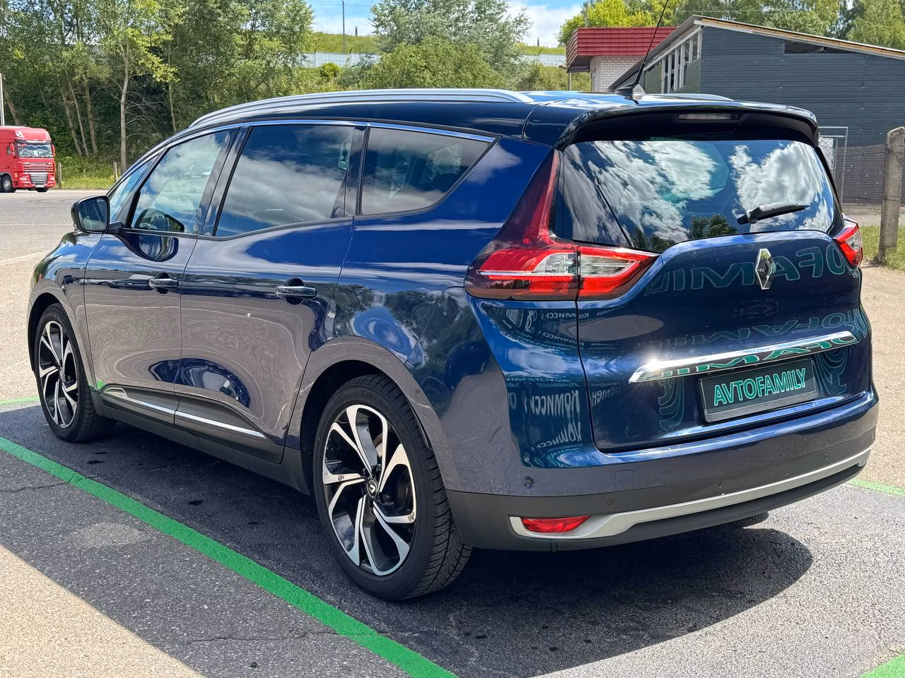 Renault Scenic фото 5