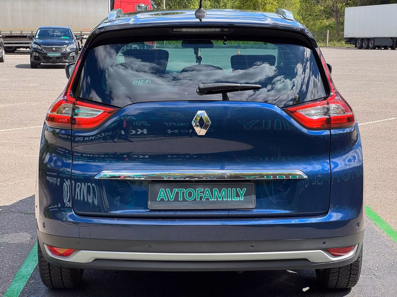 Renault Scenic фото 6