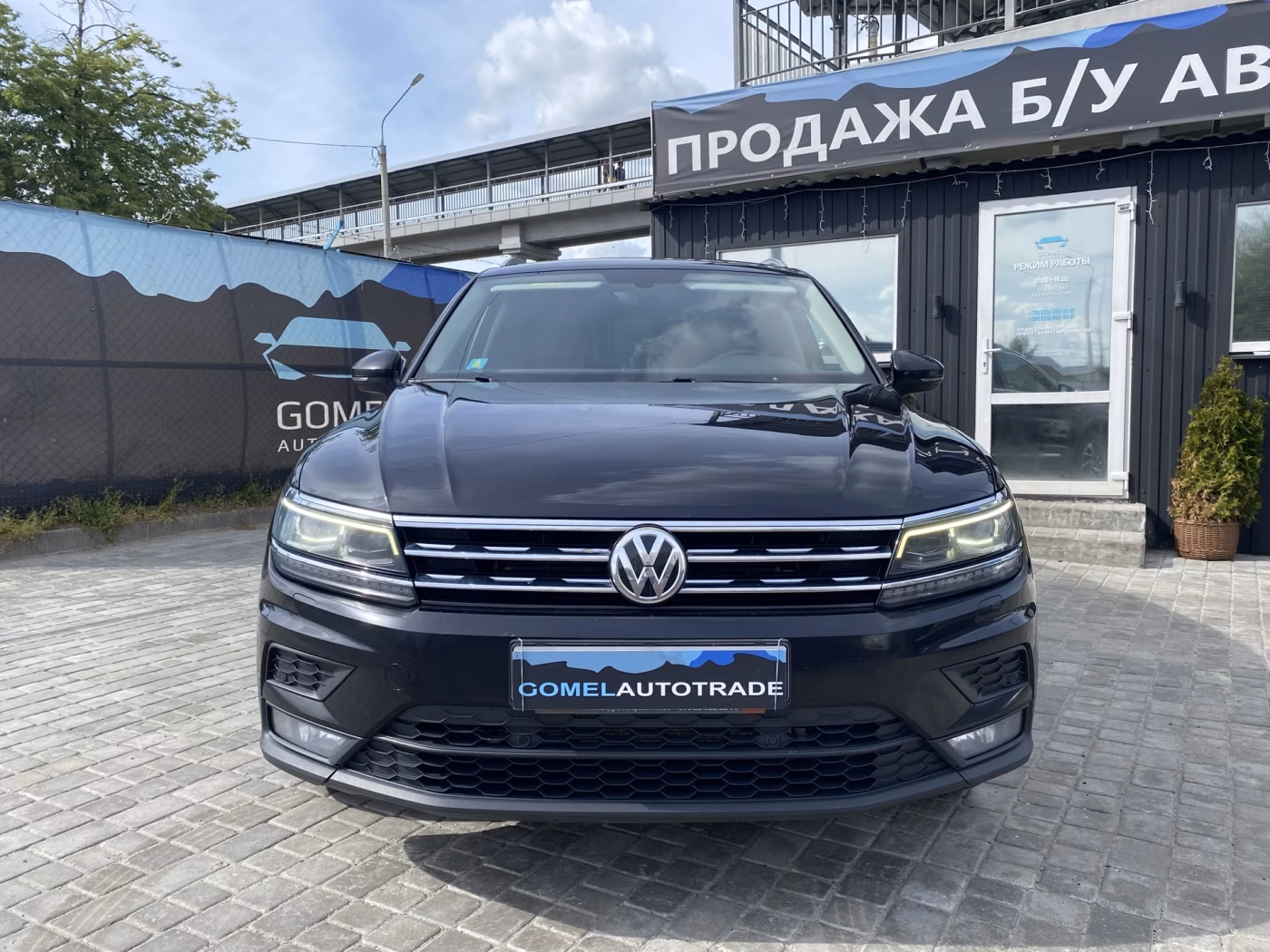 Volkswagen Tiguan фото 2