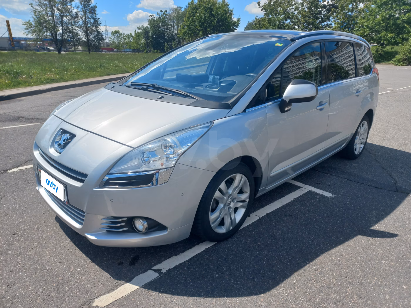 Peugeot 5008 фото 2