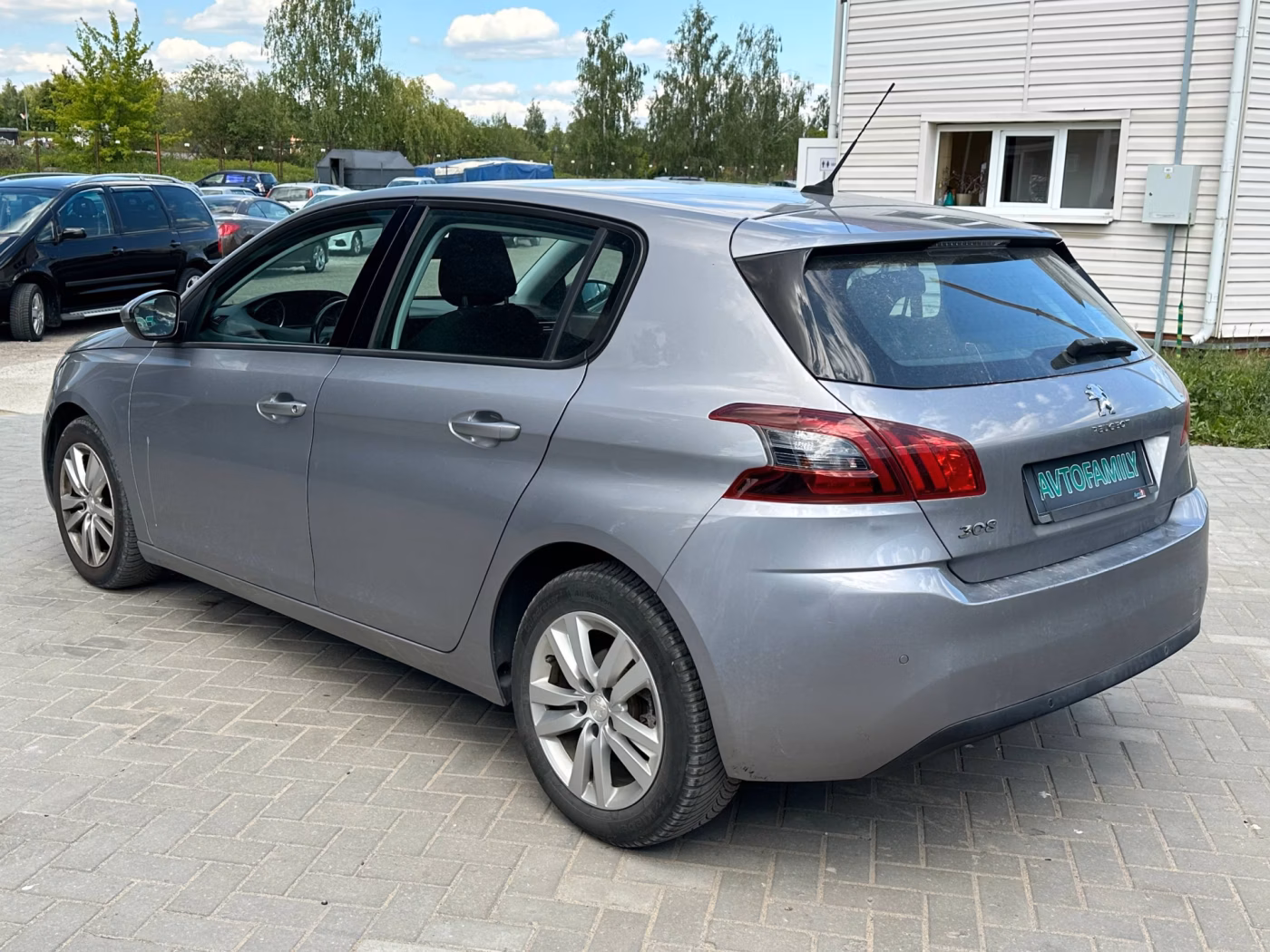 Peugeot 308 фото 6