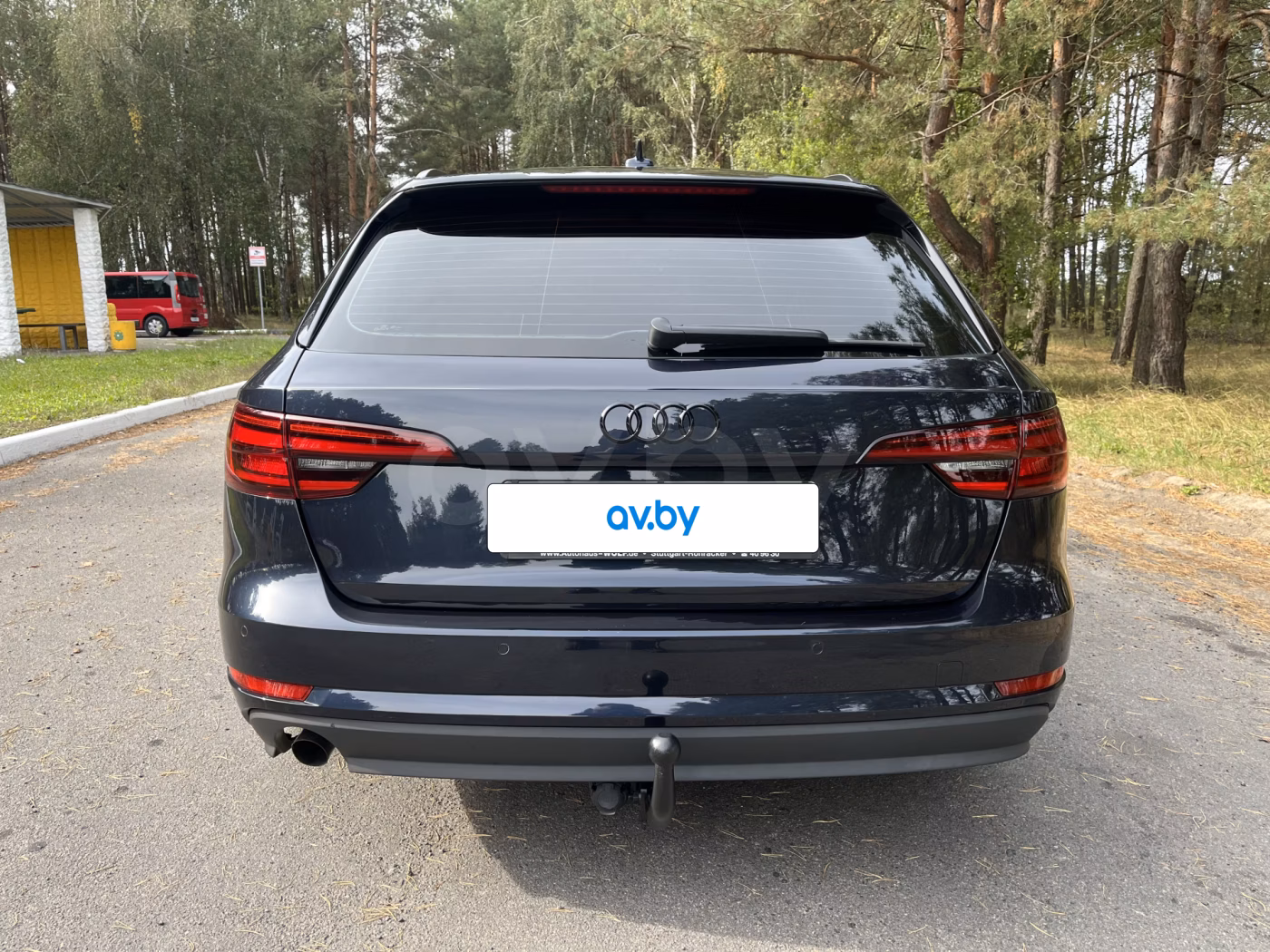 Audi A4 фото 10