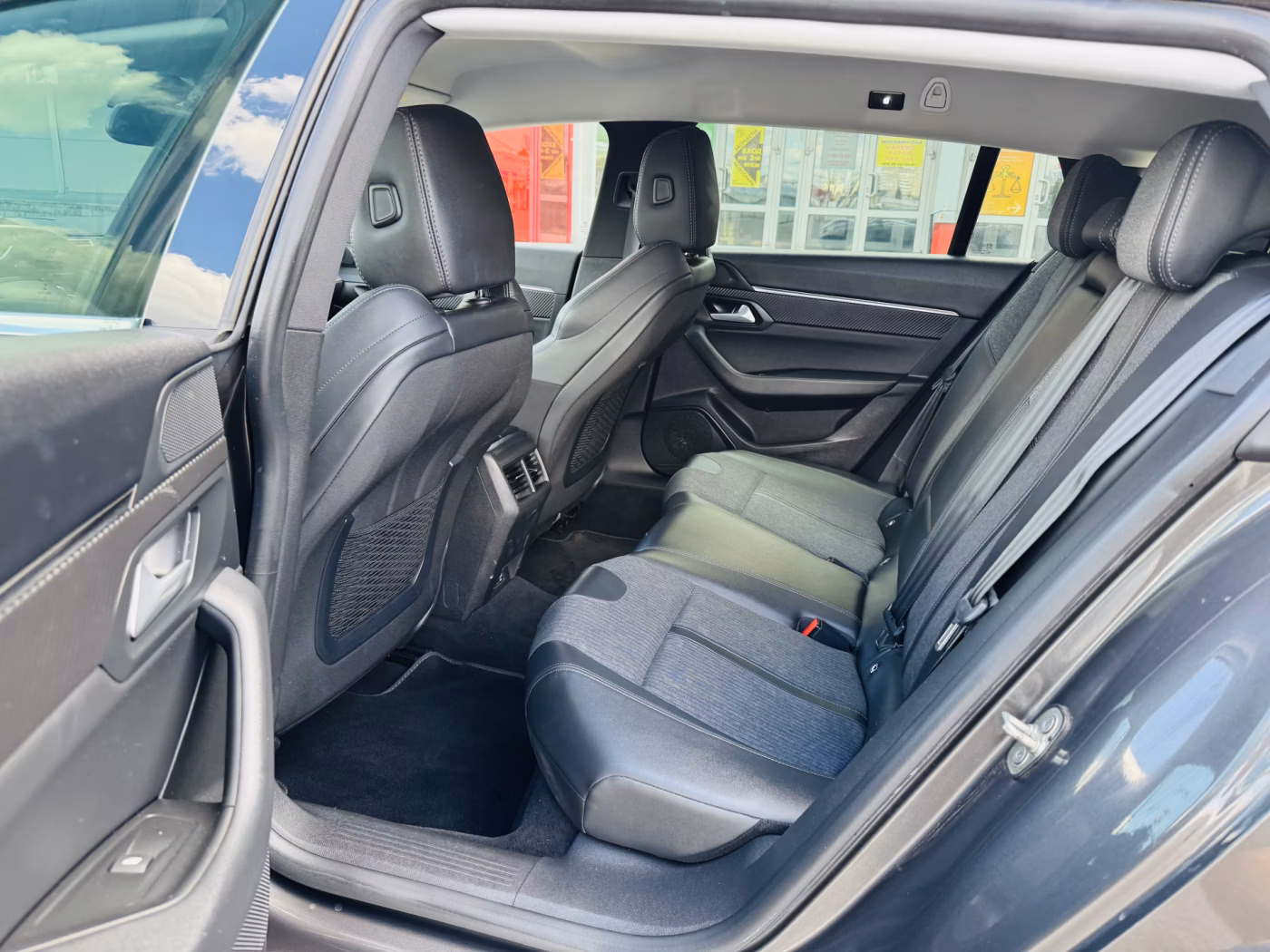 Peugeot 508 фото 6