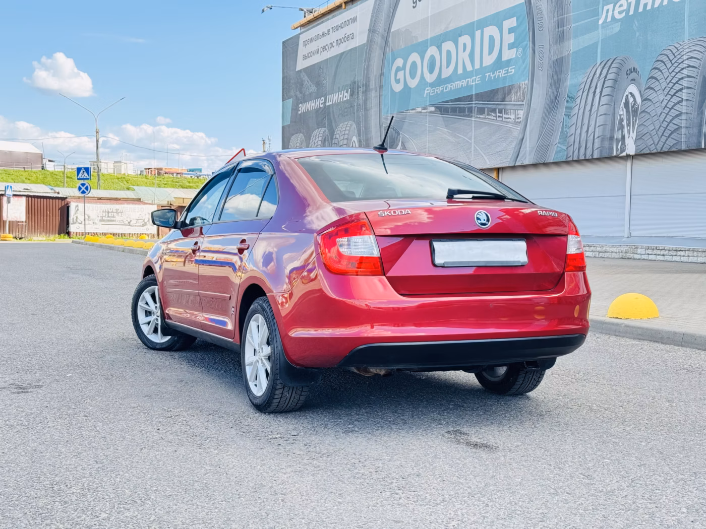 Skoda Rapid фото 4