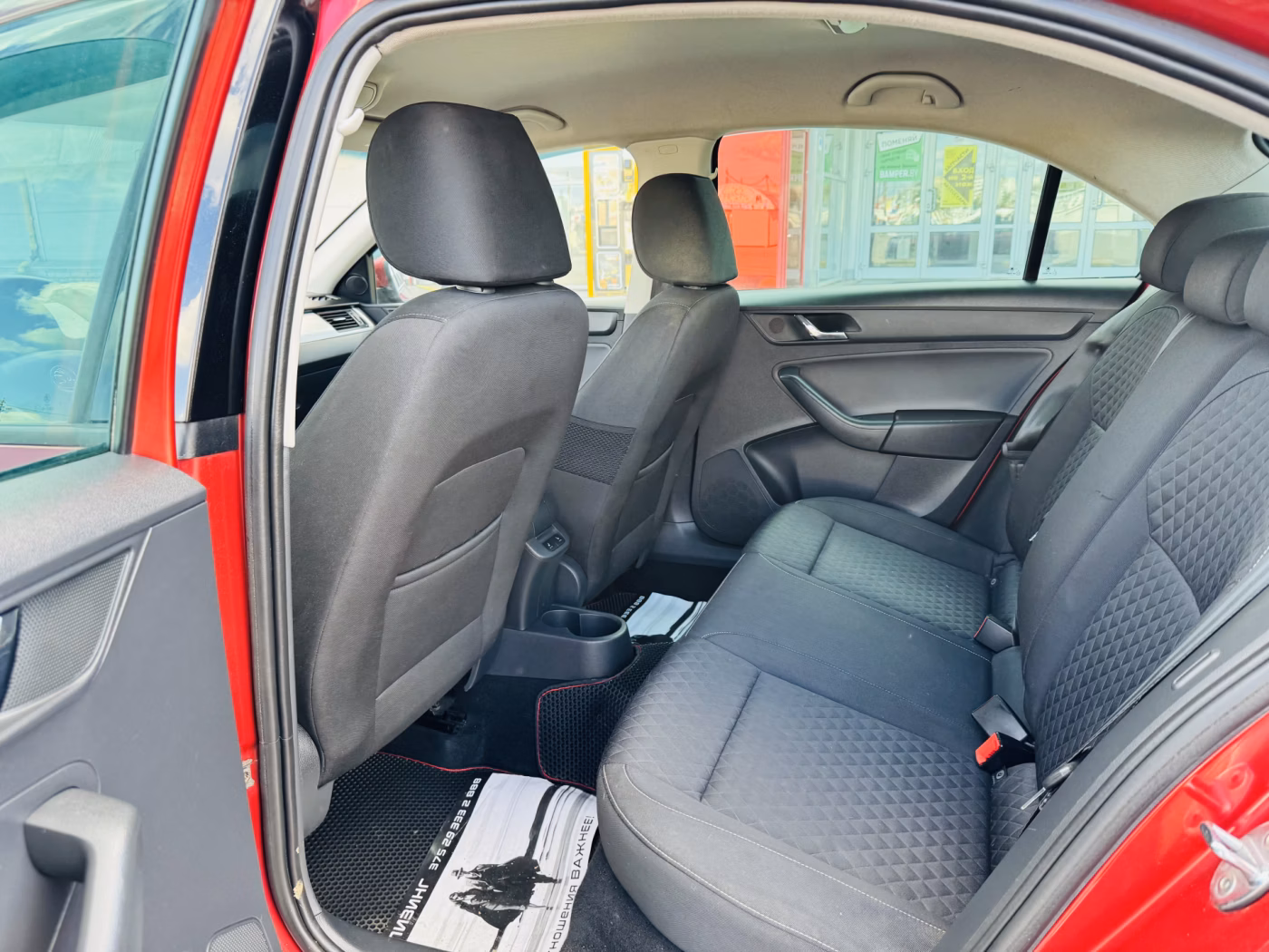 Skoda Rapid фото 6