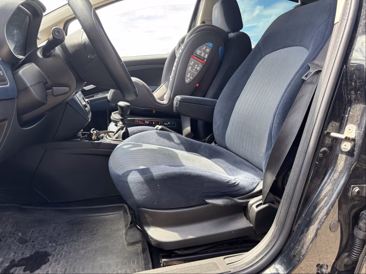 Fiat Punto фото 10