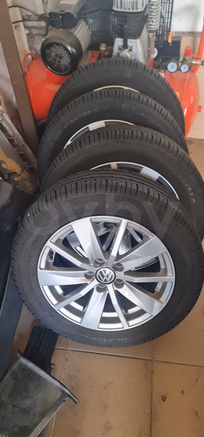 Skoda Rapid фото 10