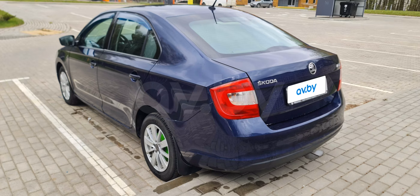 Skoda Rapid фото 7
