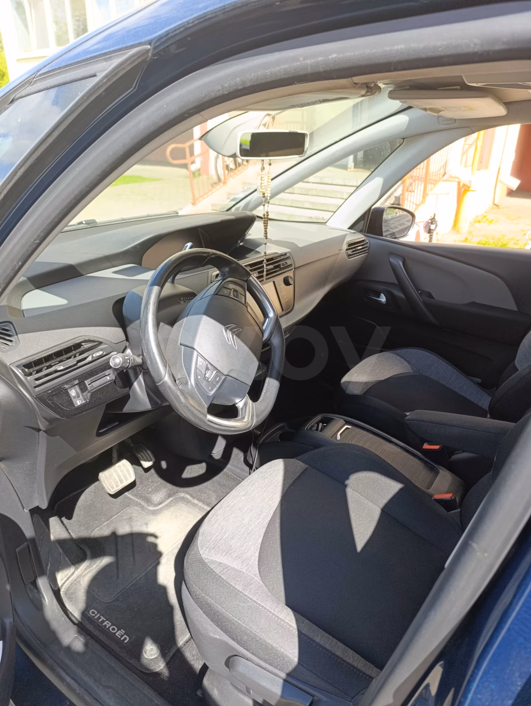 Citroen C4 Grand Spacetourer фото 10