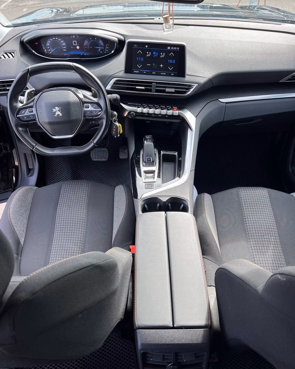 Peugeot 3008 фото 12