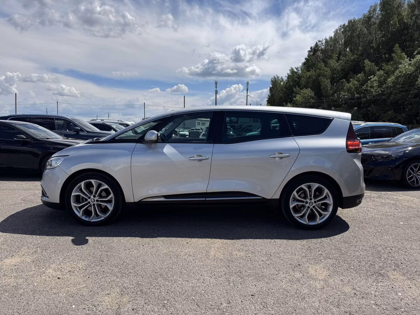 Renault Grand Scenic фото 2