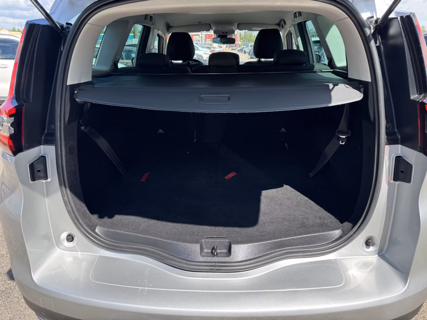 Renault Grand Scenic фото 6
