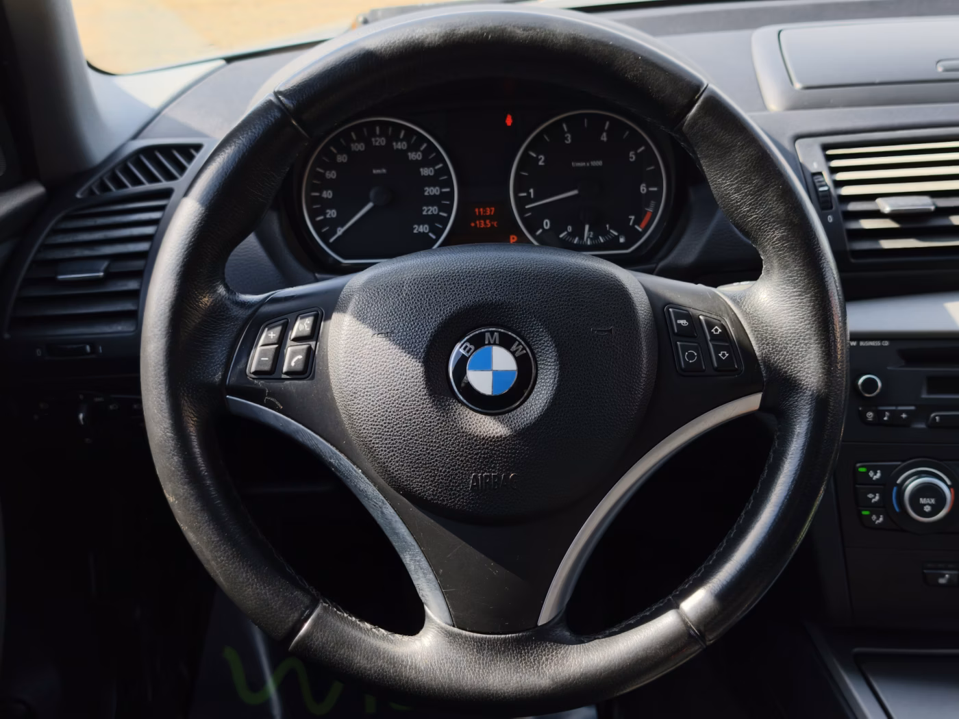 BMW 1 серия фото 15