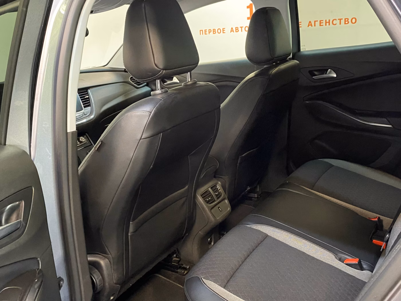 Opel Grandland X фото 6