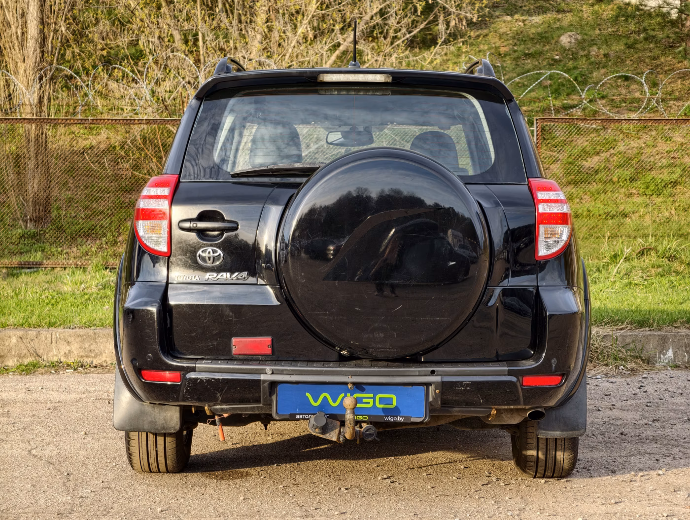Toyota RAV4 фото 6