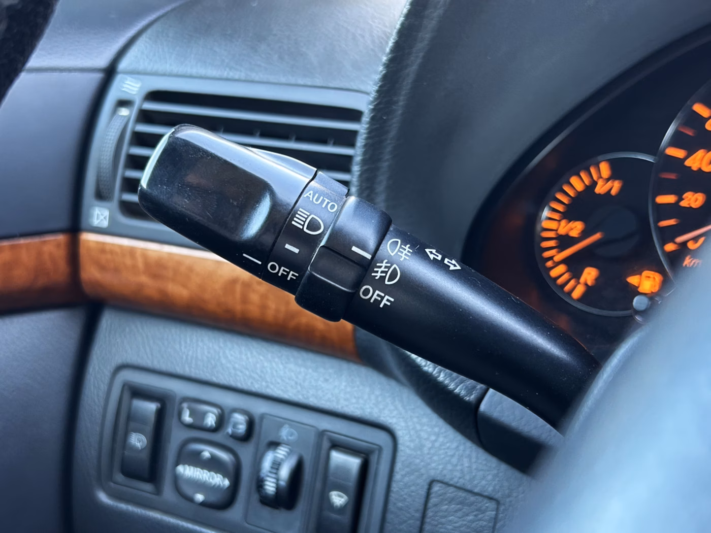 Toyota Avensis фото 17