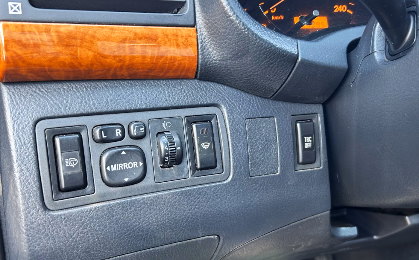 Toyota Avensis фото 18