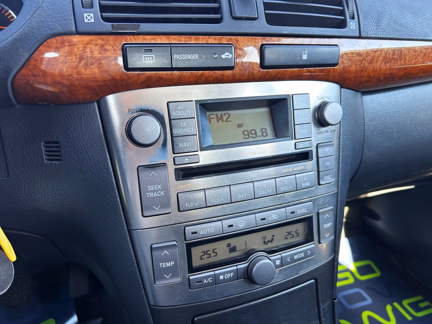 Toyota Avensis фото 16