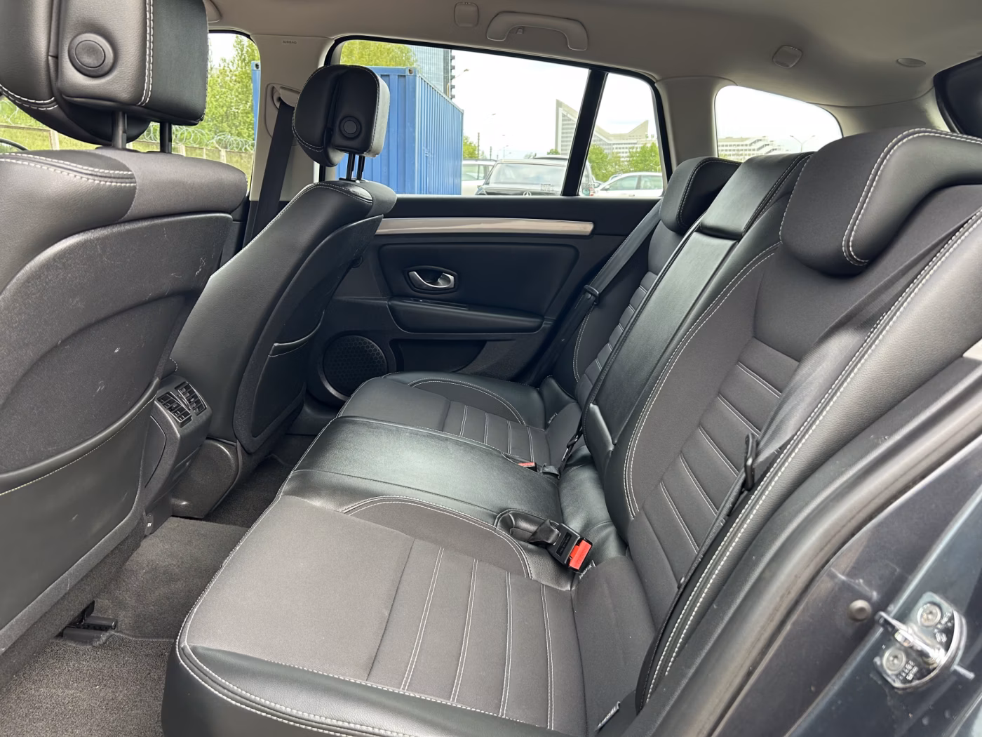 Renault Laguna фото 11