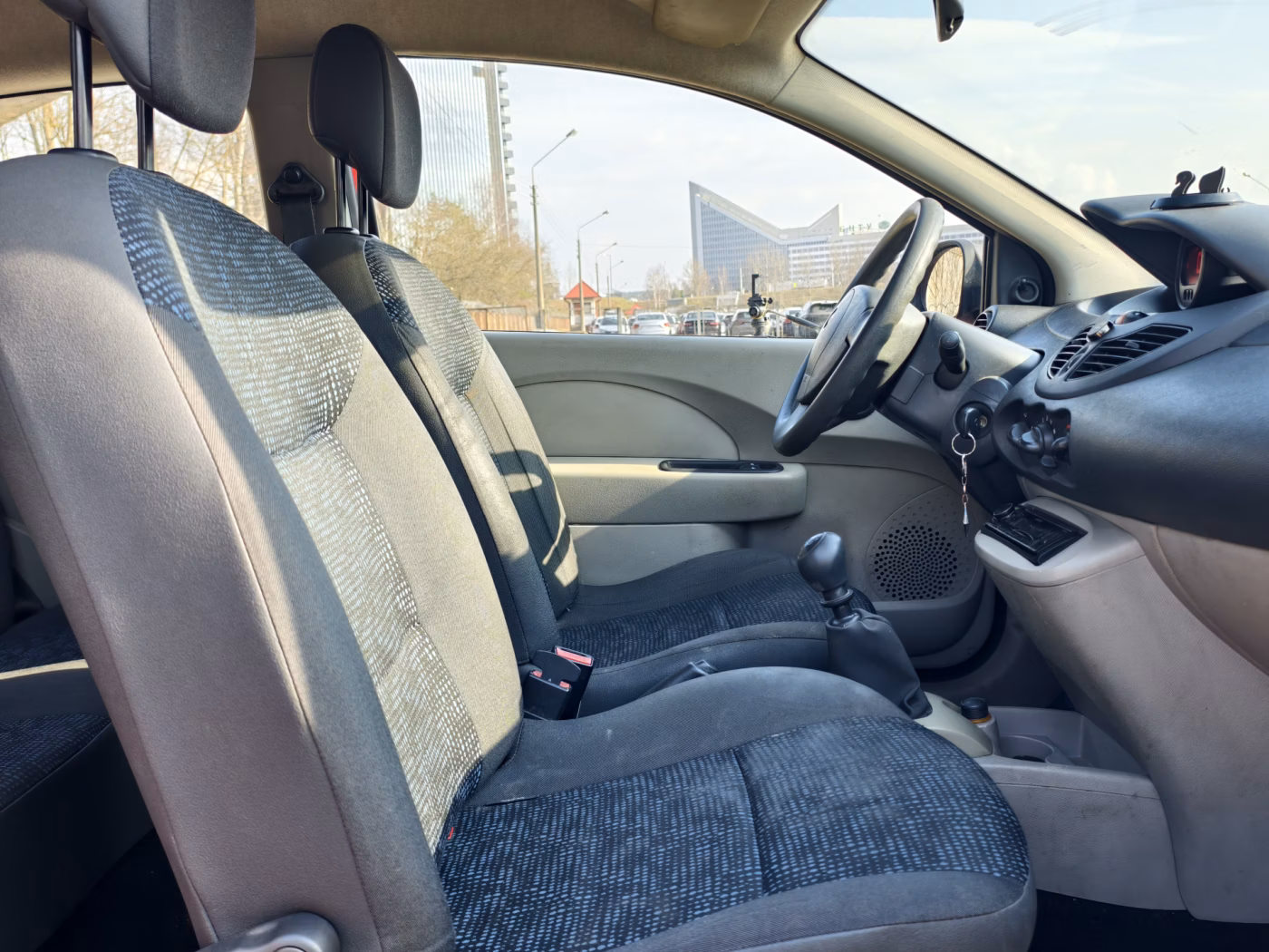 Renault Twingo фото 12