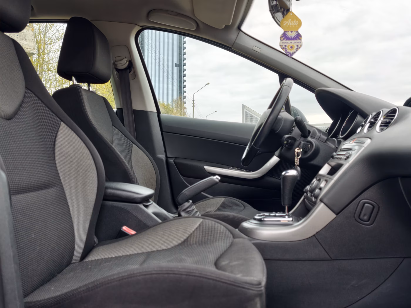 Peugeot 308 фото 13
