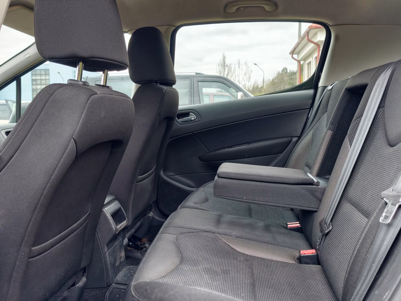Peugeot 308 фото 11