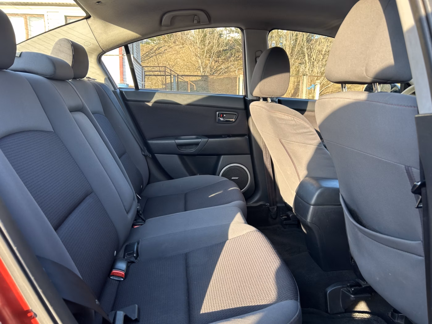 Mazda 3 фото 12