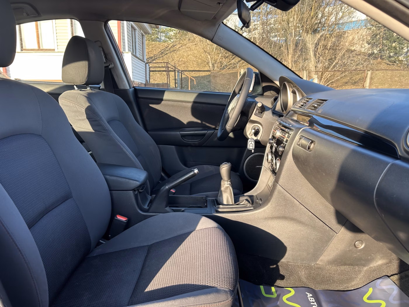 Mazda 3 фото 13