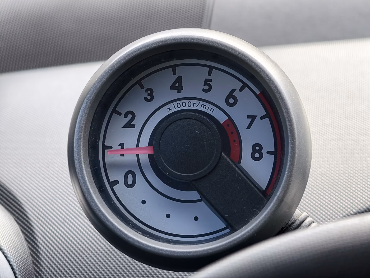 Peugeot 107 фото 15