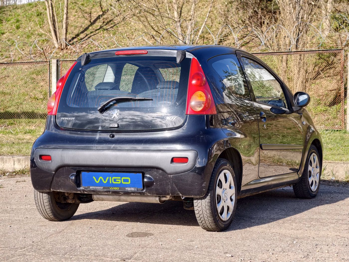Peugeot 107 фото 7