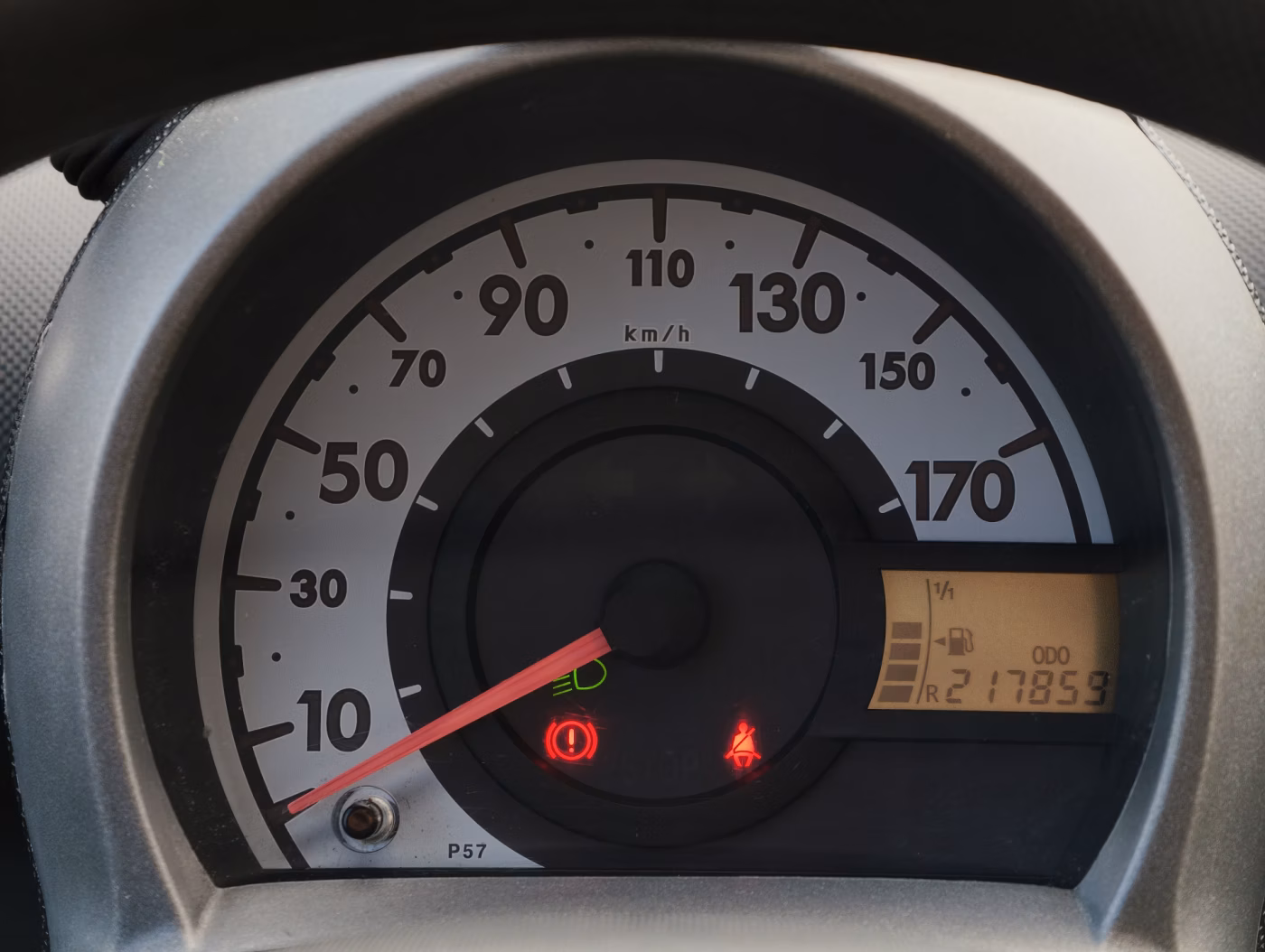 Peugeot 107 фото 14