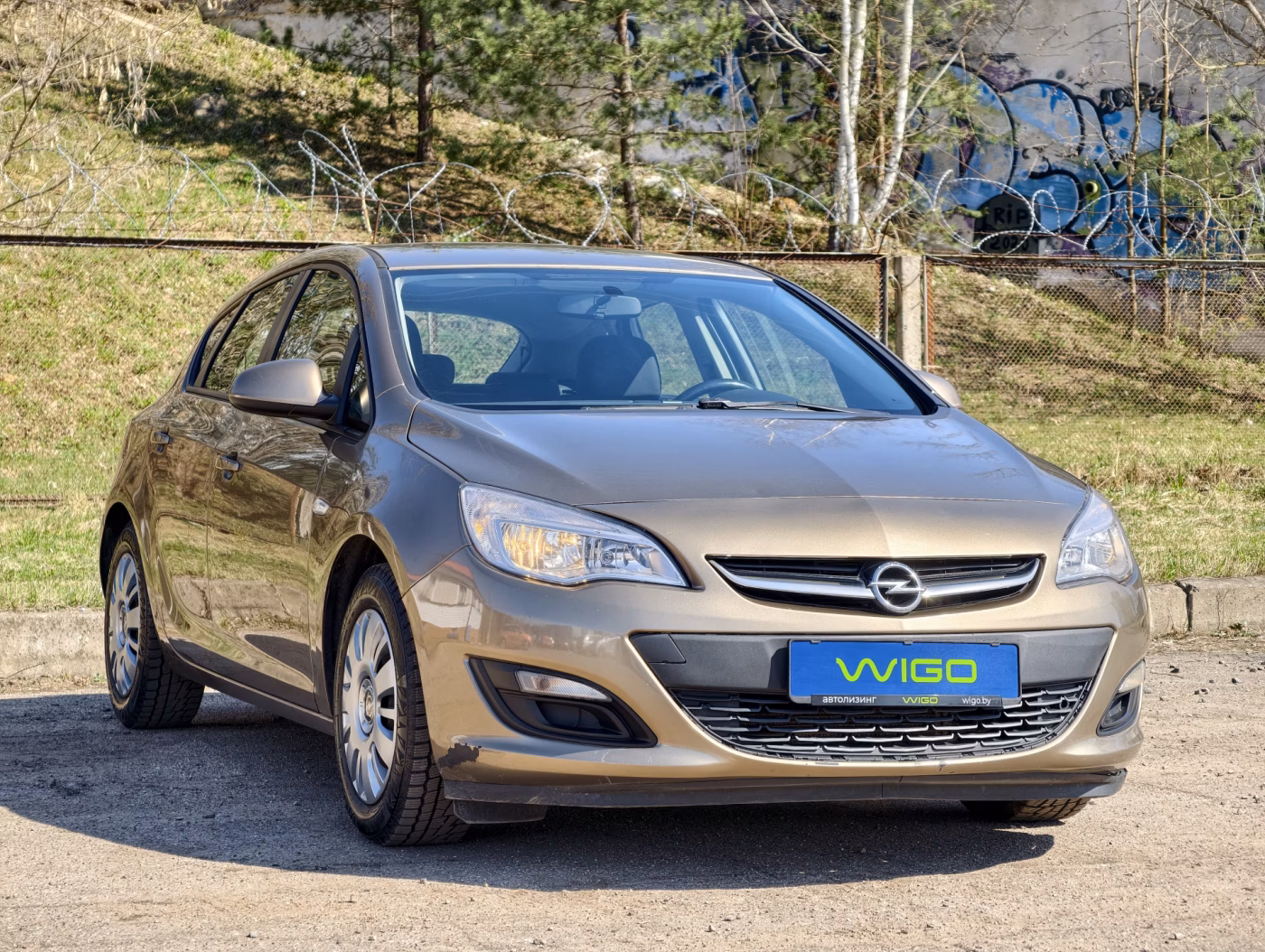 Opel Astra фото 2