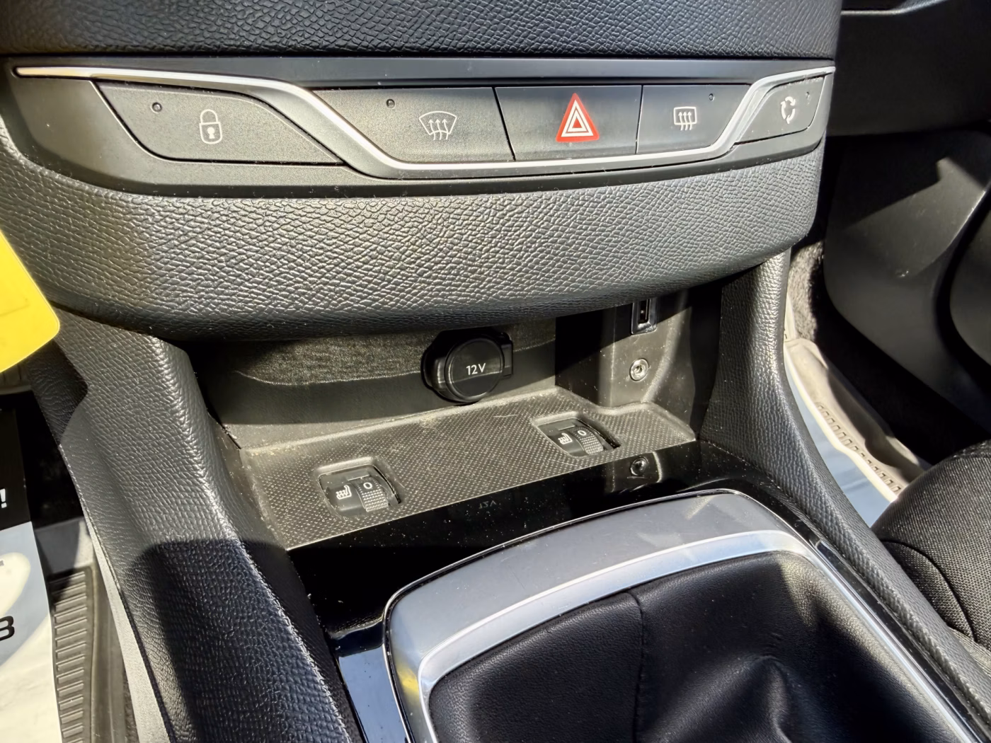 Peugeot 308 фото 20