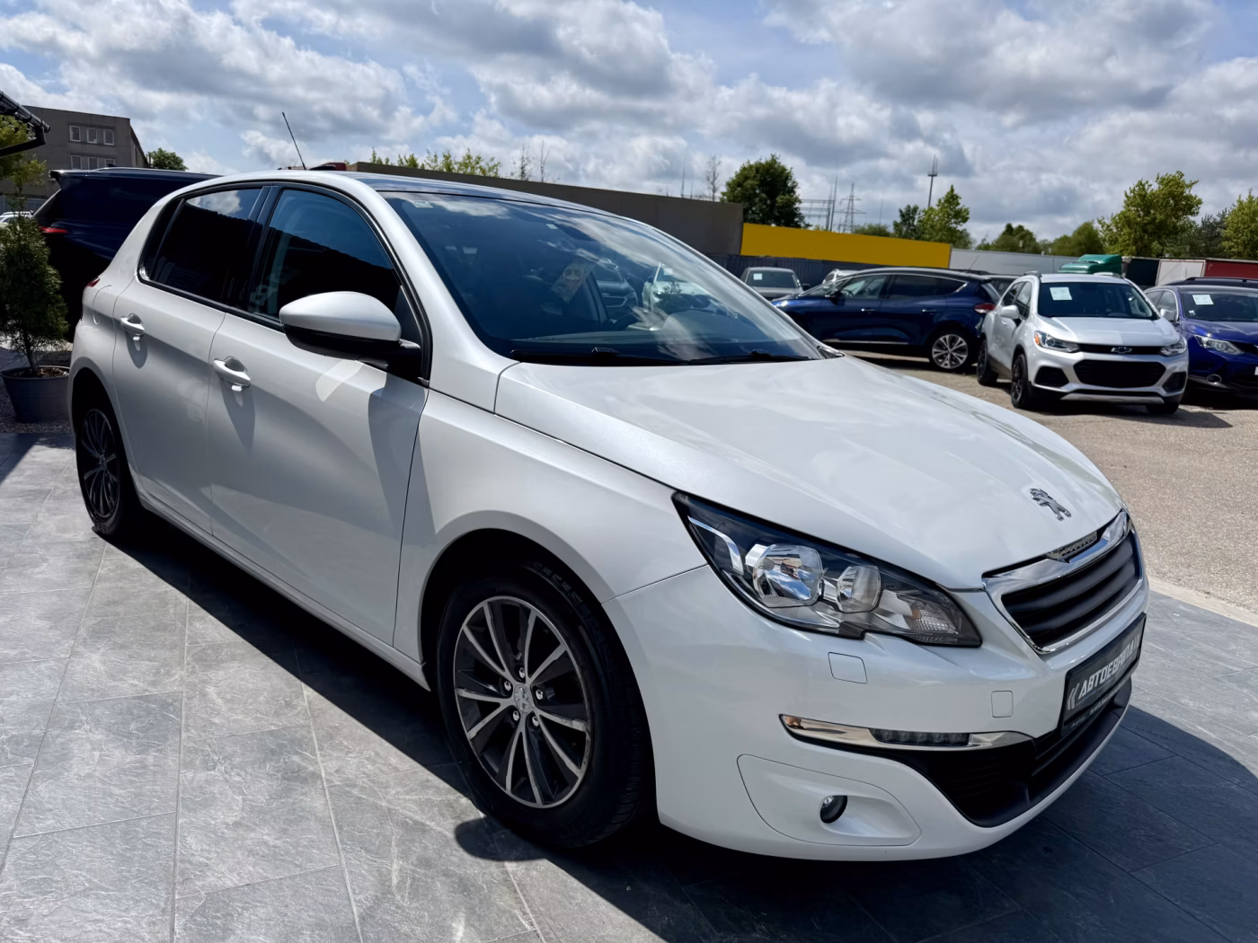 Peugeot 308 фото 4