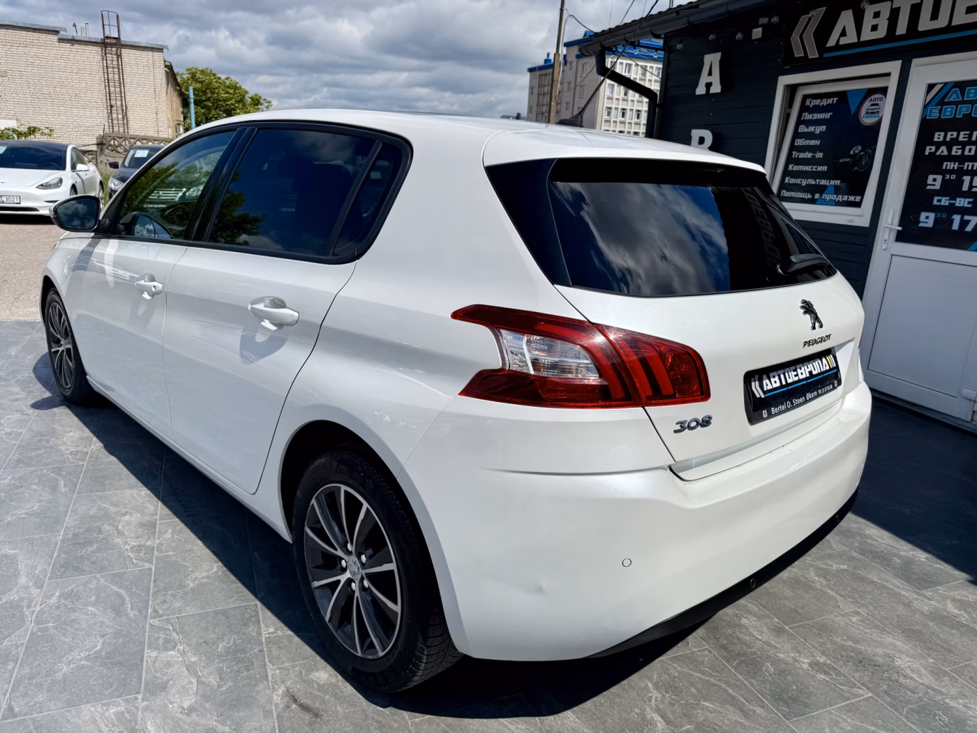Peugeot 308 фото 8