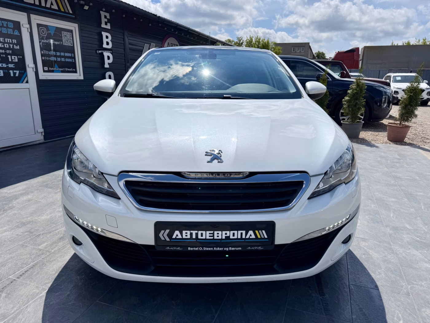 Peugeot 308 фото 3