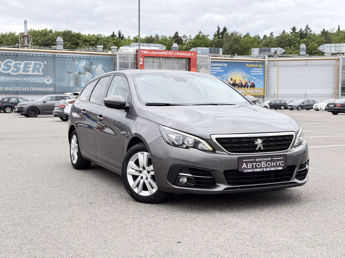 Peugeot 308 фото 3