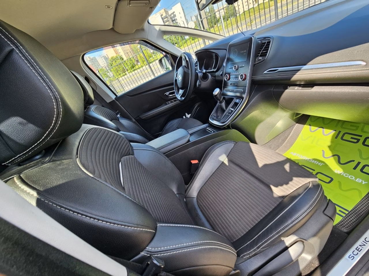 Renault Scenic фото 11