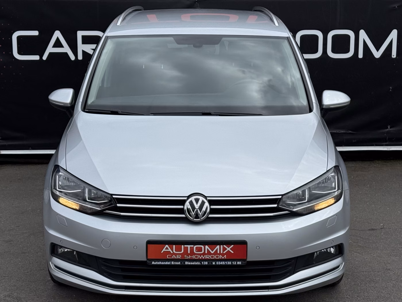 Volkswagen Touran фото 2