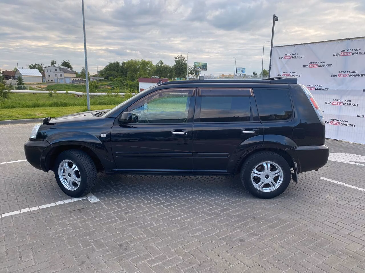 Nissan X-Trail фото 8