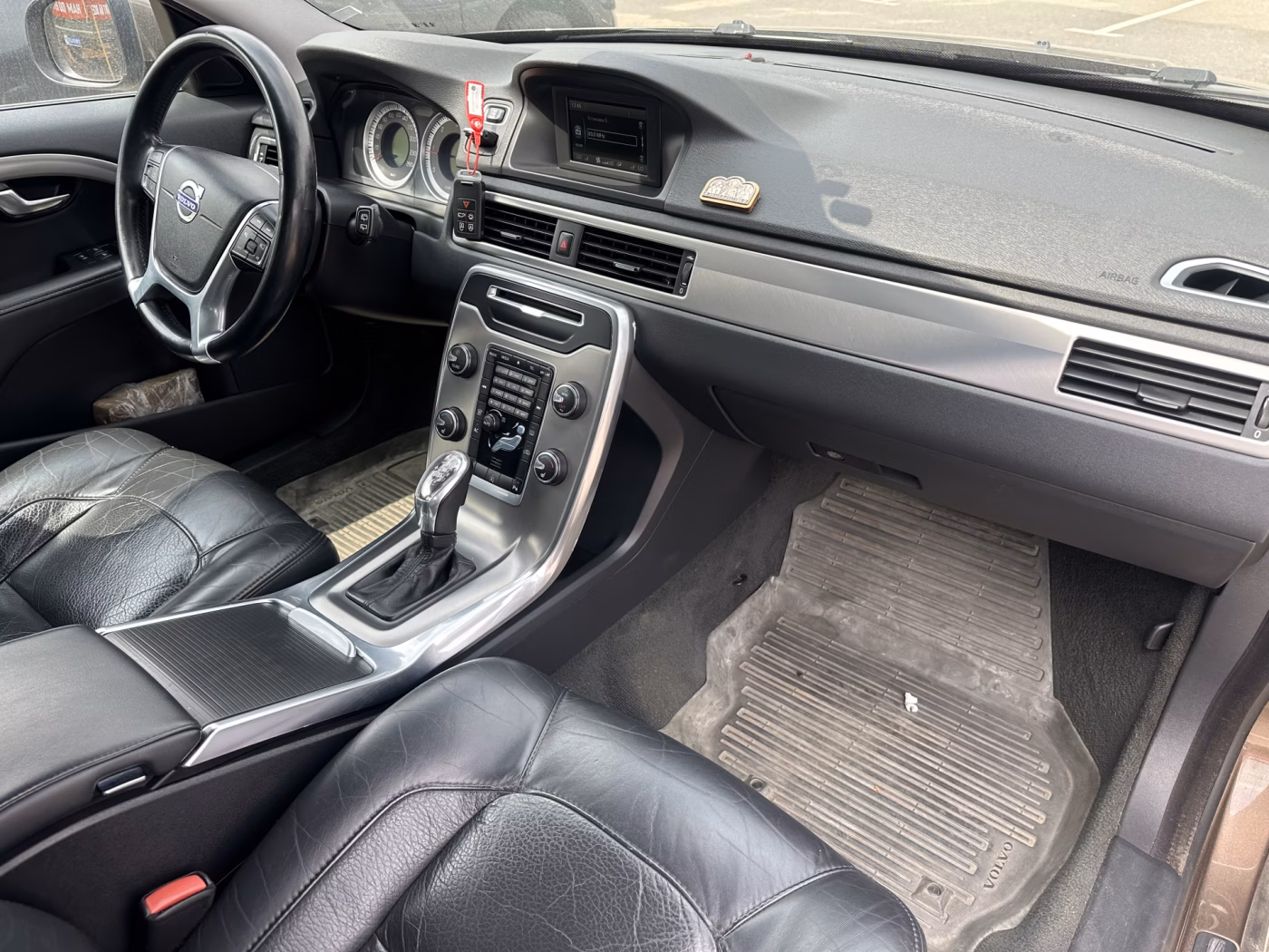 Volvo V70 фото 6