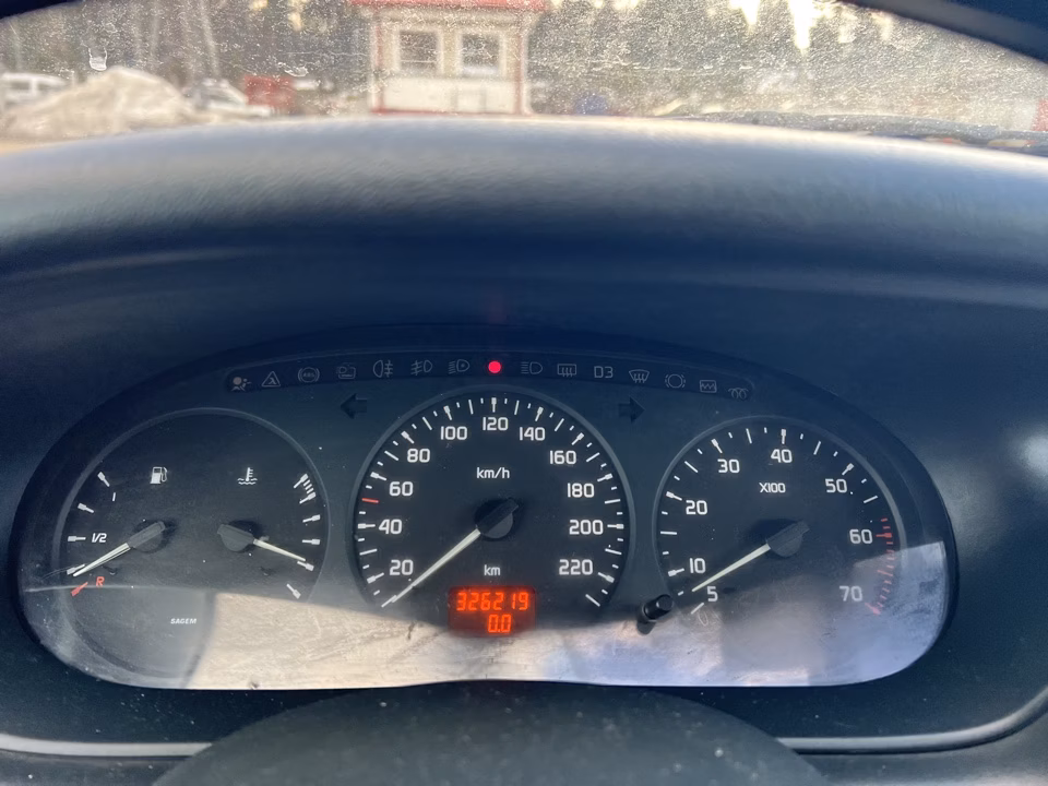 Renault Megane фото 17