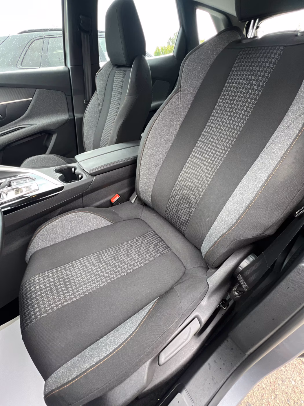 Peugeot 3008 фото 11